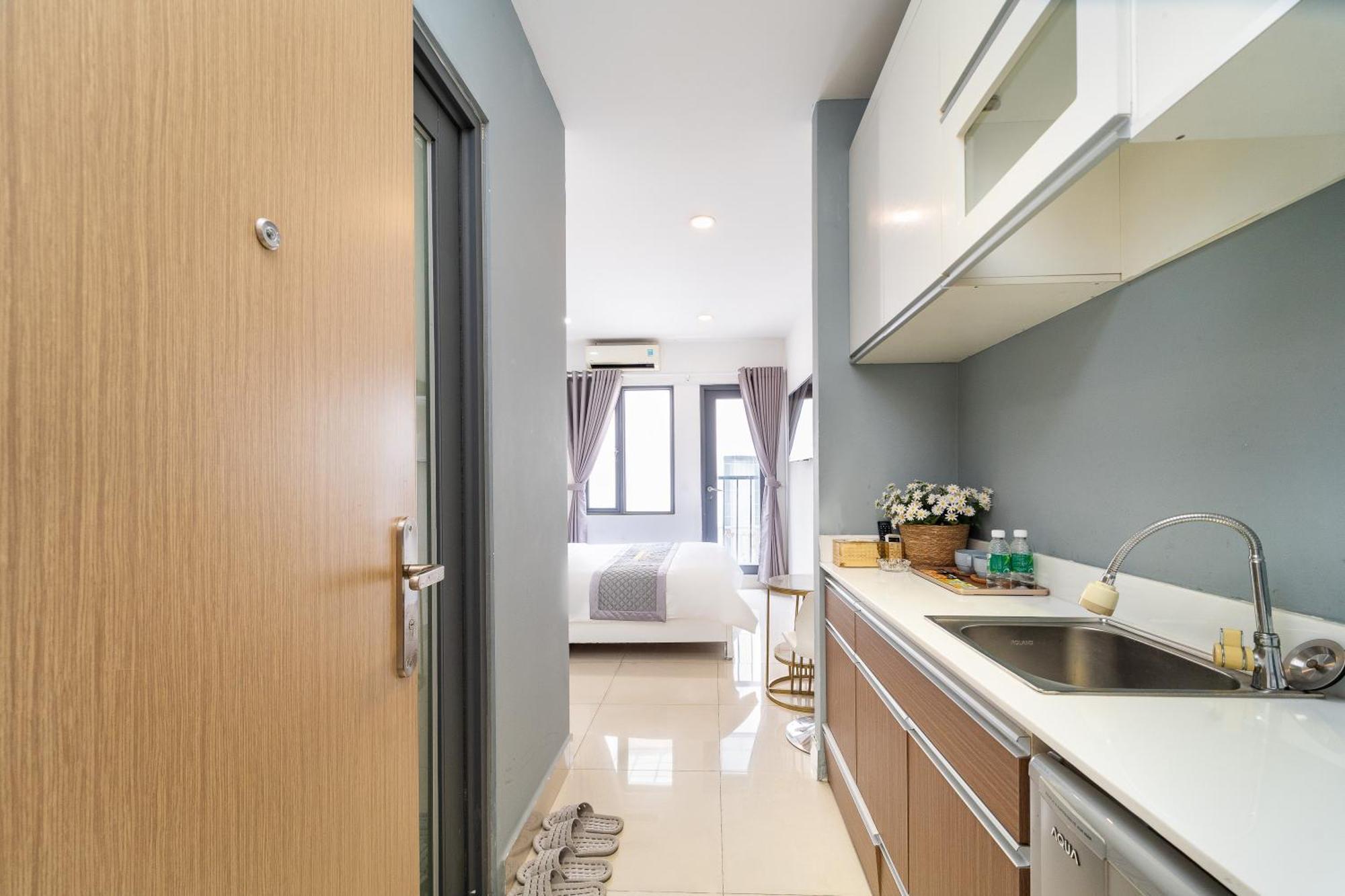 Golden Sun 3 Apartment