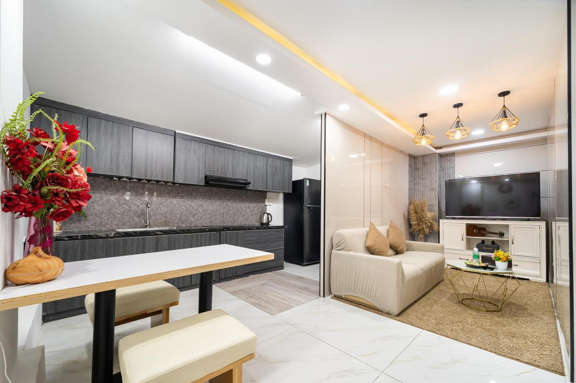 Golden Sun 3 Apartment
