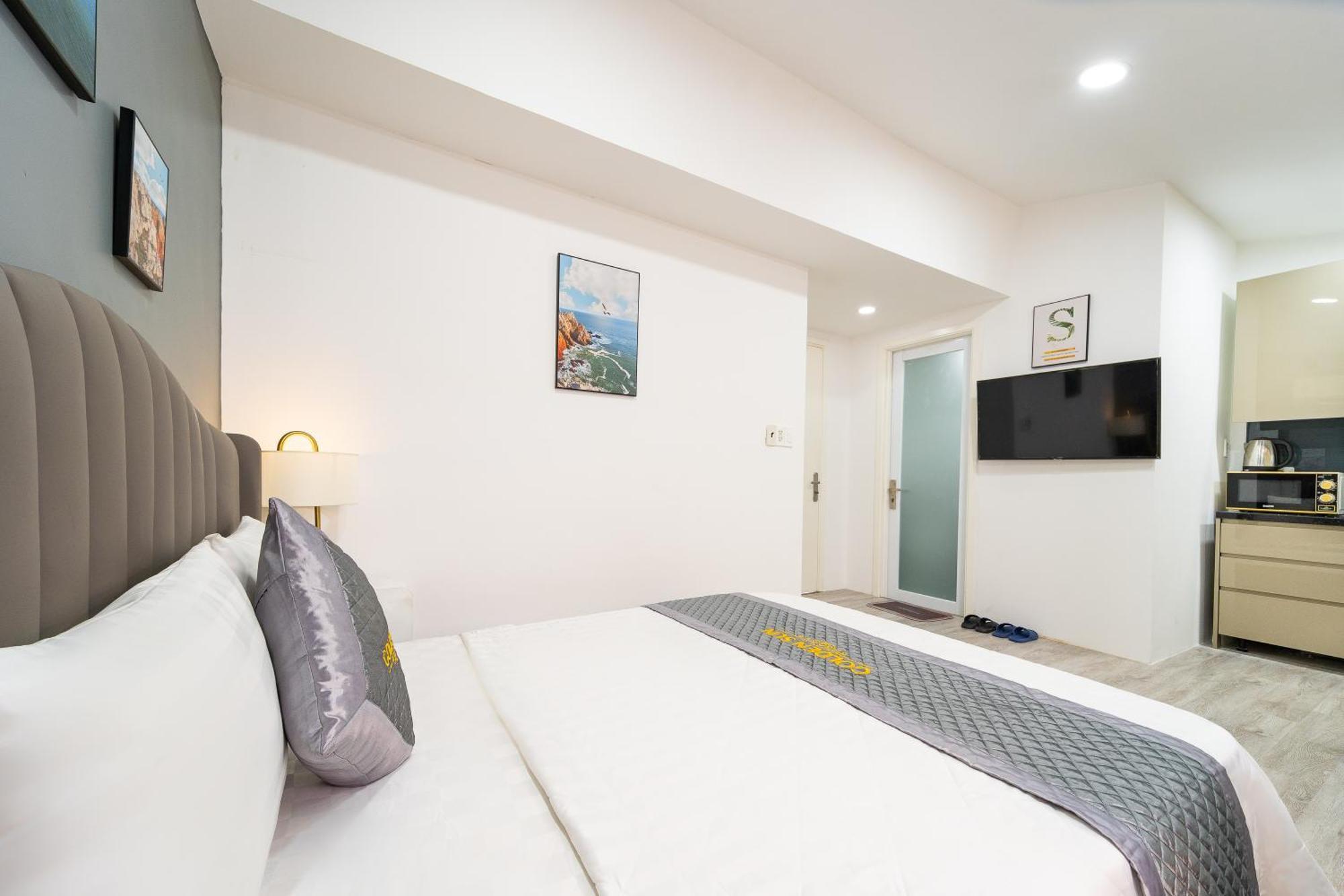 Golden Sun 3 Apartment