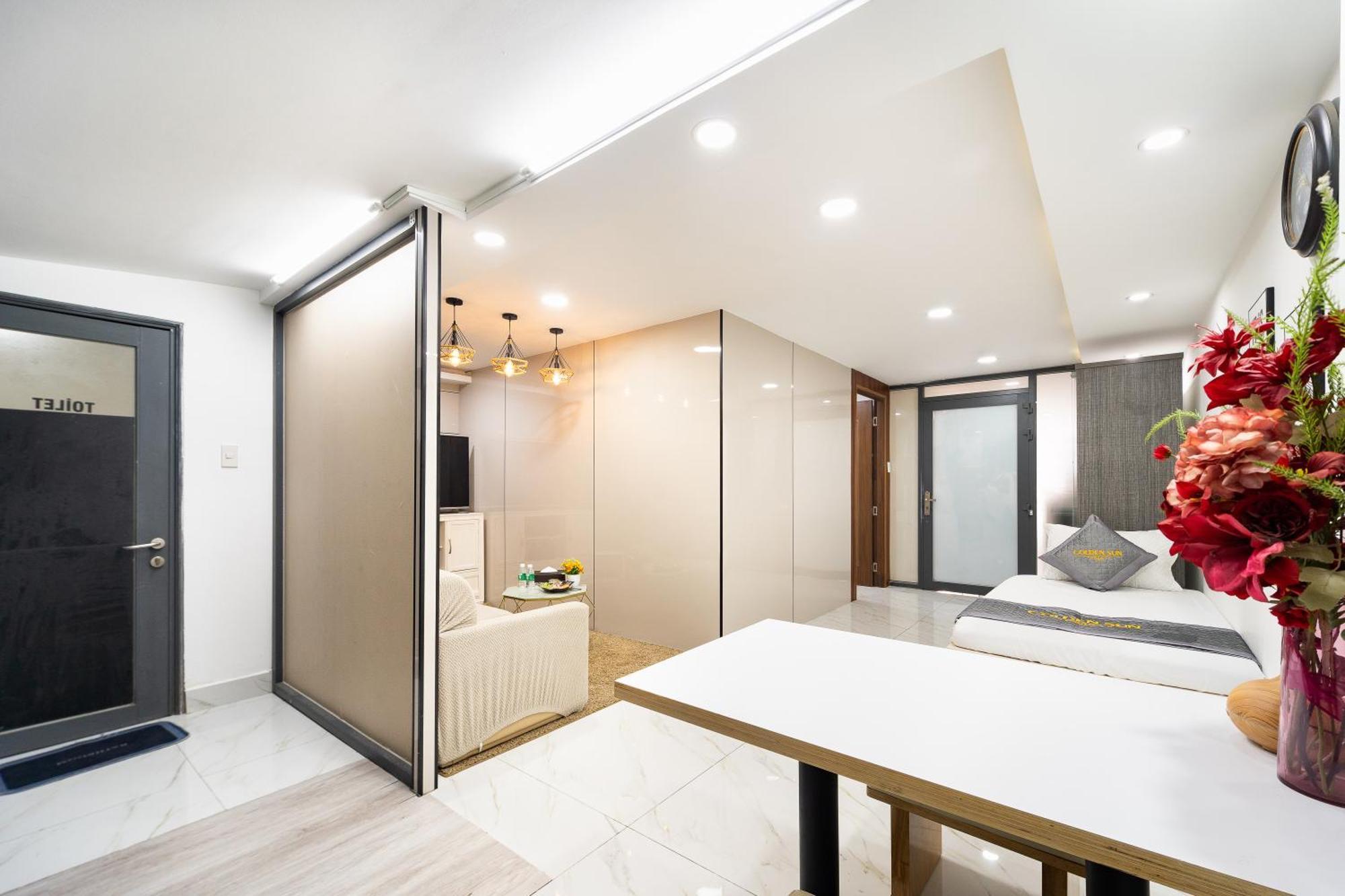 Golden Sun 3 Apartment *