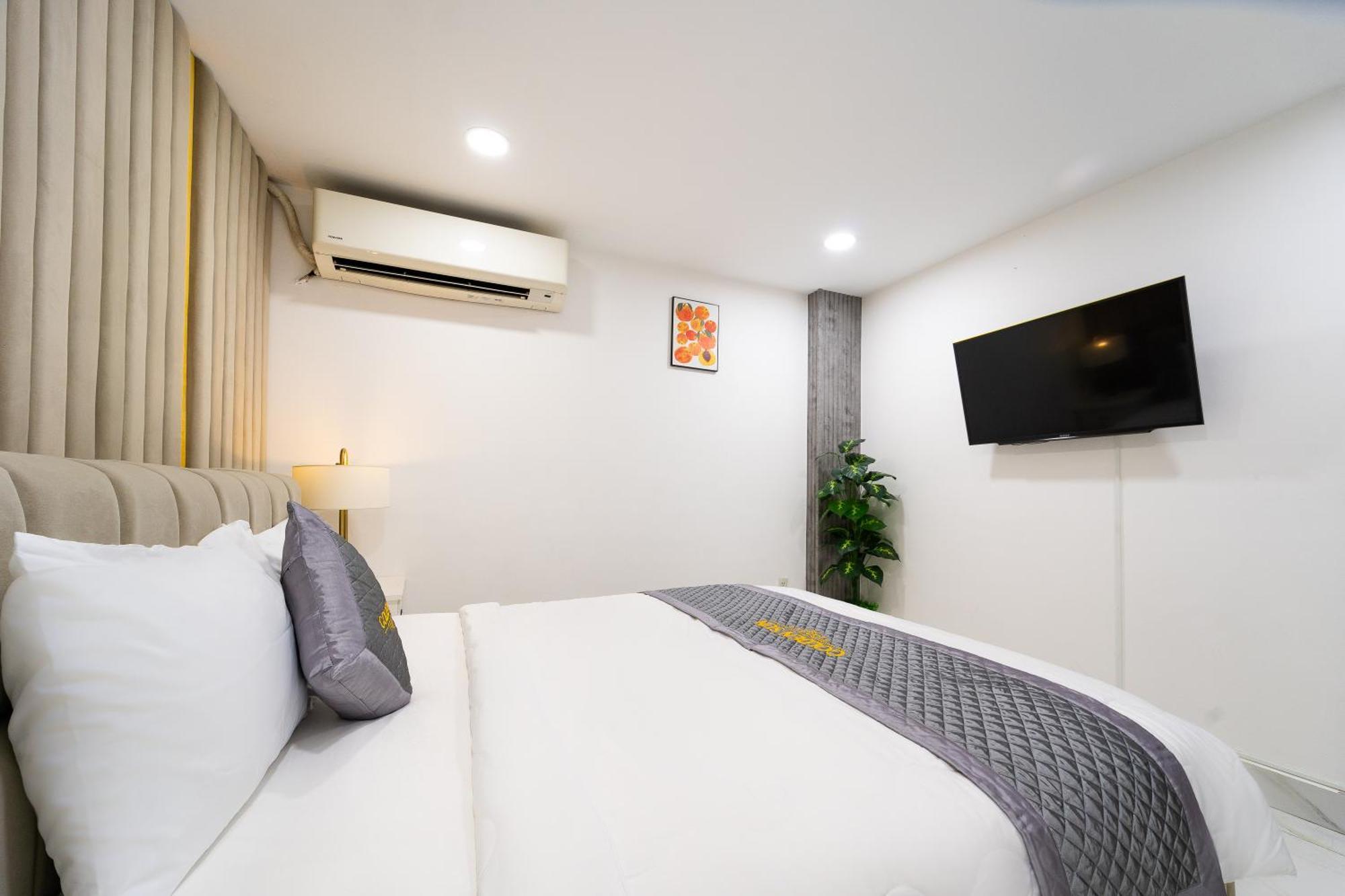 Golden Sun 3 * Ho Chi Minh City